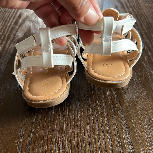 Girls Nicole Miller Sandals - Picture 3 of 6